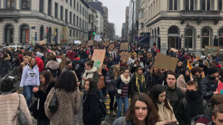 Youth for Climate: 35.000 jeunes ont marché à Bruxelles, le parcours rouvert à la circulation