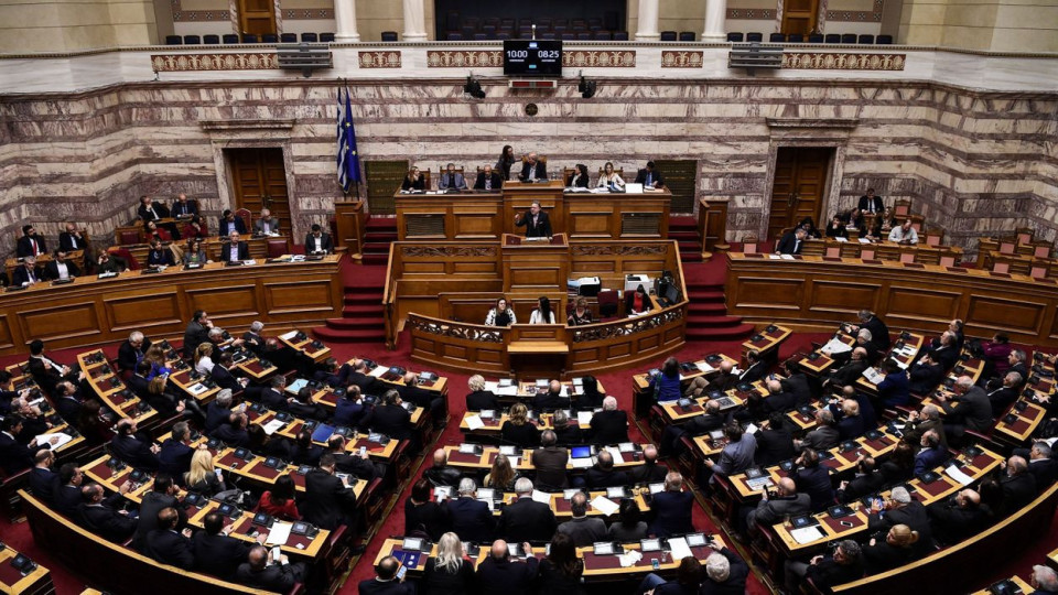 Le parlement grec valide le nouveau nom de la Macédoine