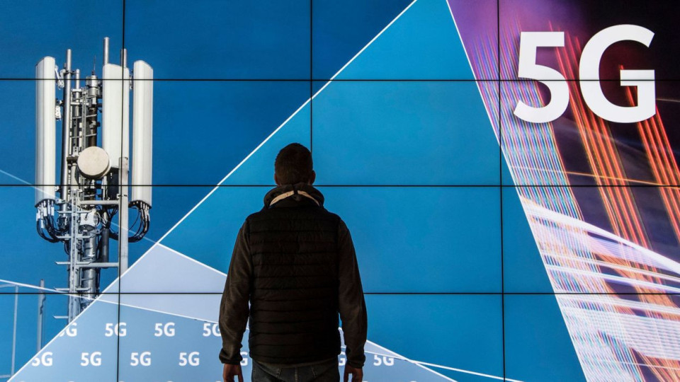 Intel se retire du marché des puces 5G dans les smartphones