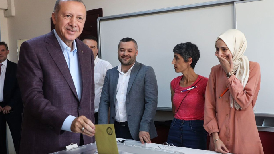 Turquie: pourquoi ce deuxième scrutin stambouliote affaiblira le parti d'Erdogan