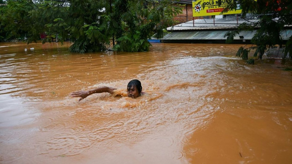 Glissement de terrain en Birmanie: au moins 51 morts